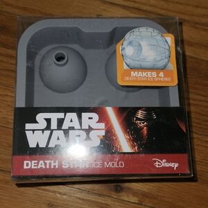 Star Wars death star ice cube mold